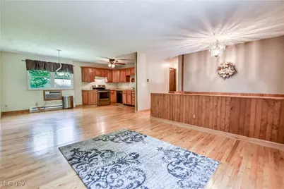 2074 S Park Lane, Roaming Shores, OH 44084 - Photo 11