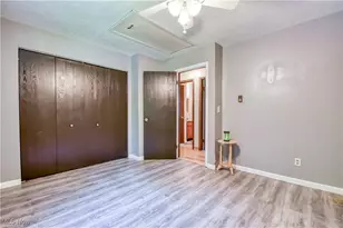 2074 S Park Ln, Roaming Shores, OH 44084 - Photo 17