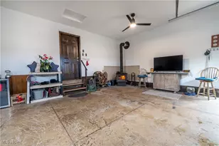 530 Midvale Mine Rd SE, New Philadelphia, OH 44663 - Photo 31