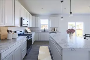 3798 Golden Wood Wy, Green, OH 44685 - Photo 5