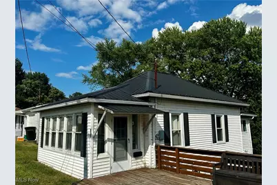 3602 11th Avenue, Vienna, WV 26105 - Photo 1