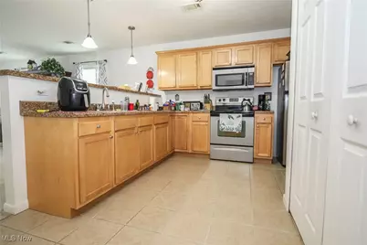 215 Railroad Street, Barnesville, OH 43713 - Photo 5