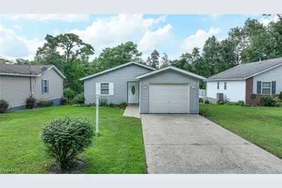 215 Railroad Street, Barnesville, OH 43713 - Photo 1