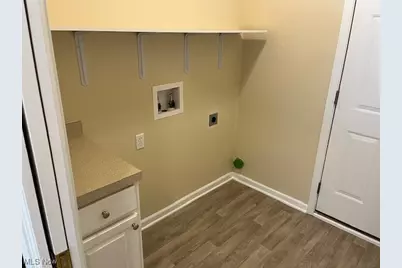 4374 Forest Glen Avenue NW, Massillon, OH 44647 - Photo 13