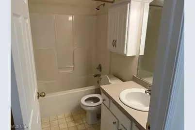 4374 Forest Glen Avenue NW, Massillon, OH 44647 - Photo 23