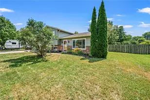 5742 Abiding Way, Madison, OH 44057 - Photo 3