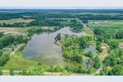 610 S Newton Falls Road, Diamond, OH 44412 - Photo 3