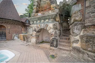 610 S Newton Falls Road, Diamond, OH 44412 - Photo 9