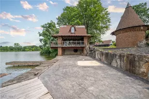 610 S Newton Falls Rd, Diamond, OH 44412 - Photo 17