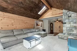 9723 Thwing Rd, Chardon, OH 44024 - Photo 9