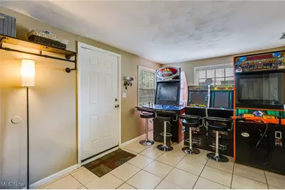 2379 Clyde Street, Poland, OH 44514 - Photo 9