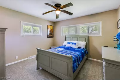 2379 Clyde Street, Poland, OH 44514 - Photo 11