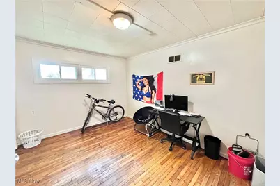 210 W Main Road, Conneaut, OH 44030 - Photo 17