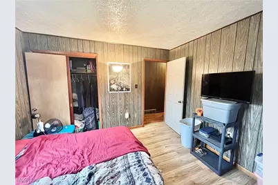 210 W Main Road, Conneaut, OH 44030 - Photo 11