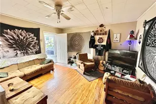 210 W Main Rd, Conneaut, OH 44030 - Photo 5