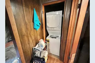 210 W Main Road, Conneaut, OH 44030 - Photo 29