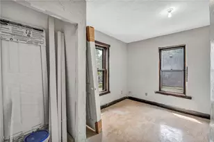 2346 Livingston Ave, Lorain, OH 44052 - Photo 25