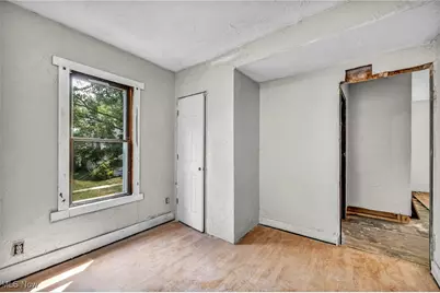 2346 Livingston Avenue, Lorain, OH 44052 - Photo 23