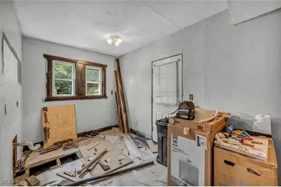 2346 Livingston Avenue, Lorain, OH 44052 - Photo 19