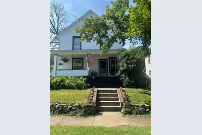 199 Garfield Avenue, East Palestine, OH 44413 - Photo 1
