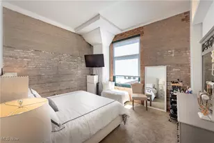 725 Johnson Ct, Loveland, OH 44113 - Photo 13