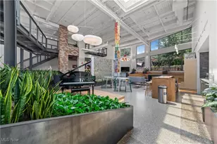 2048 Fulton Rd, Loveland, OH 44113 - Photo 7