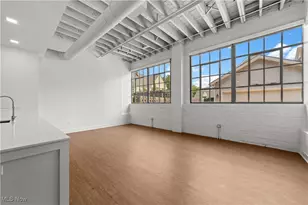 2048 Fulton Rd, Loveland, OH 44113 - Photo 25