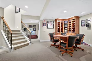 18100 Hawksmoor Way, Chagrin Falls, OH 44023 - Photo 37