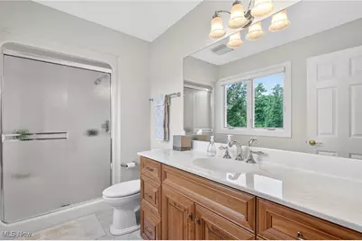 18100 Hawksmoor Way, Chagrin Falls, OH 44023 - Photo 29