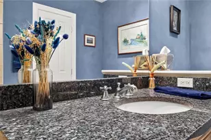 18100 Hawksmoor Way, Chagrin Falls, OH 44023 - Photo 41