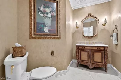 18100 Hawksmoor Way, Chagrin Falls, OH 44023 - Photo 21