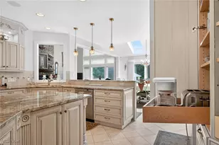 18100 Hawksmoor Way, Chagrin Falls, OH 44023 - Photo 13