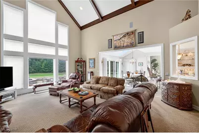 18100 Hawksmoor Way, Chagrin Falls, OH 44023 - Photo 19