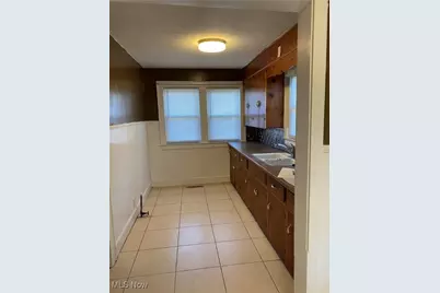 1310 Roselawn Ave Avenue, Belpre, OH 45714 - Photo 9