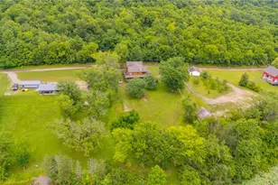 25819 Grant Moore Rd, Quaker City, OH 43773 - Photo 5