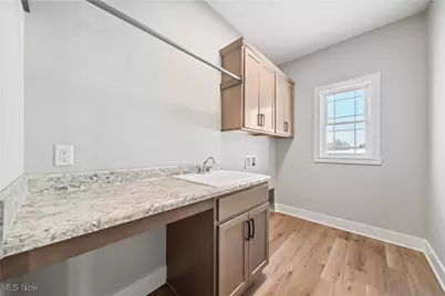 1572 Championship Circle SE, Massillon, OH 44646 - Photo 15