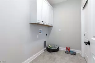 4304 Evergreen Ct, North Canton, OH 44720 - Photo 11