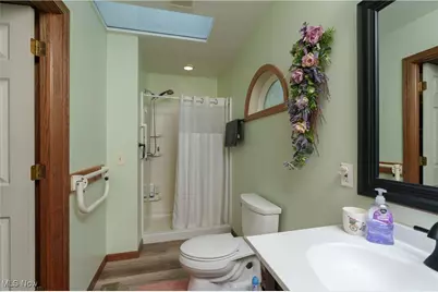 2709 Country Squire Street NW, Uniontown, OH 44685 - Photo 13