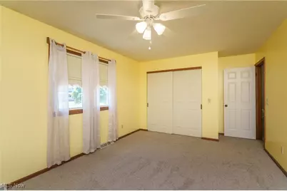 2709 Country Squire Street NW, Uniontown, OH 44685 - Photo 29