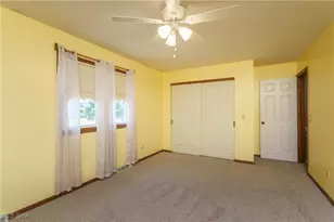 2709 Country Squire St NW, Uniontown, OH 44685 - Photo 29