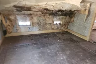 3196 N Main St, Rock Creek, OH 44084 - Photo 15