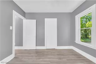 364 E 161st St, Loveland, OH 44110 - Photo 17