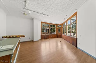 2280 W 10th St, Loveland, OH 44113 - Photo 5