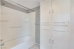 2232 19th St SW, Akron, OH 44314 - Photo 23