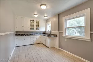 2232 19th St SW, Akron, OH 44314 - Photo 7