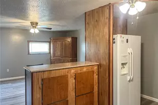 341 Park, Middleport, OH 45760 - Photo 9