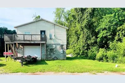 341 Park, Middleport, OH 45760 - Photo 1