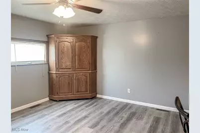 341 Park, Middleport, OH 45760 - Photo 7