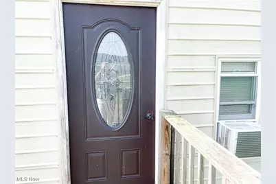 341 Park, Middleport, OH 45760 - Photo 5