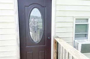 341 Park, Middleport, OH 45760 - Photo 5